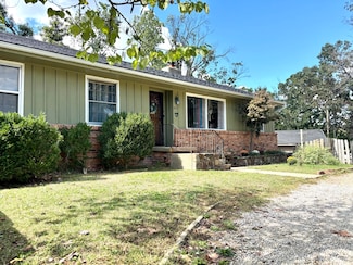 1212 Hawthorne Dr, Neosho, MO 64850