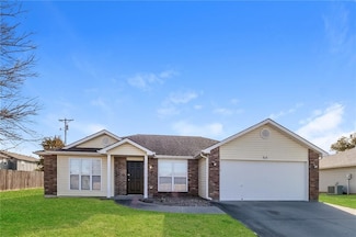 315 E Elm St, Raymore, MO 64083