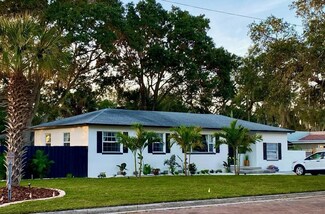 1600 Pasadena Dr, Dunedin, FL 34698