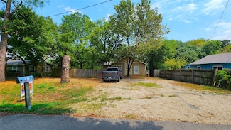 1309 Bridges St, Denton, TX 76208