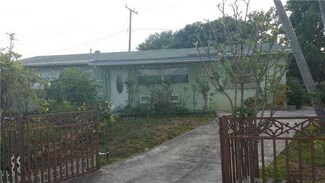 17320 NW 82nd Ave, Hialeah, FL 33015
