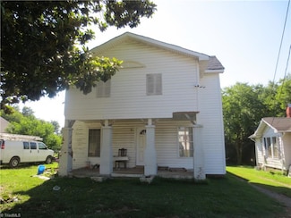 1213 S Elm St, High Point, NC 27260