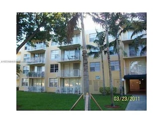 13100 SW 92nd Ave Unit A-306, Miami, FL 33176