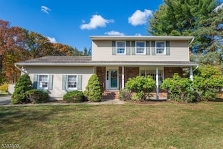 36 Ridge Rd, Succasunna, NJ 07876