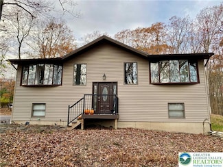 115 White Oak Ct, Tannersville, PA 18372