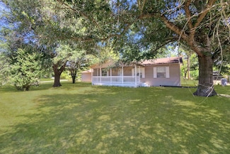 6189 Four Post Ln, Terrell, TX 75160
