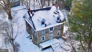 1460 Creek Rd, Glenmoore, PA 19343