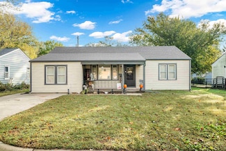 1212 Starkey St, Augusta, KS 67010