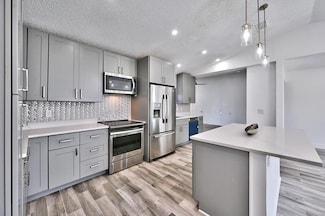 2273 SW Phyllis Ln, Port Saint Lucie, FL 34953