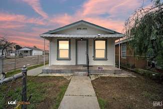201 Decatur St, Bakersfield, CA 93308