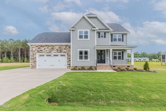 48 Sanders Farm Dr, Smithfield, NC 27577