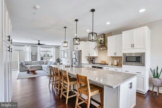 22967 Quiet Crossing Terrace, Brambleton, VA 20148