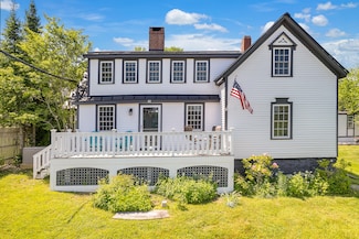 22 Federal St, Wiscasset, ME 04578