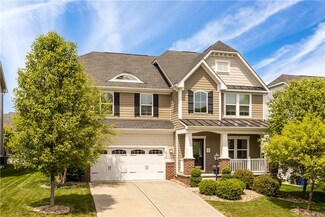210 Shadow Rock Ln, Mars, PA 16046