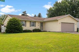 1307 Commonwealth Dr, Fort Atkinson, WI 53538