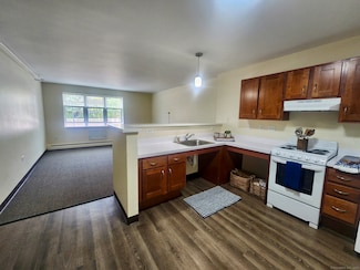 18 Quintard Terrace Unit 1F, Stamford, CT 06902