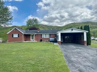 3544 Abbs Valley Rd, Bluefield, VA 24605