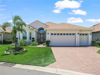 1104 Sawgrass Dr, Winter Haven, FL 33884