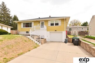 7449 Frederick St, Omaha, NE 68124