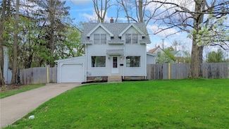 195 Columbus St, Bedford, OH 44146