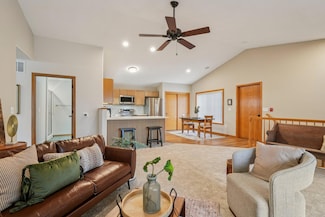 120 Pheasant Run Unit D, Johnson Creek, WI 53038