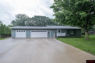 106 T-639, Mankato, MN 56001