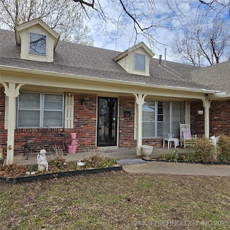 6526 E 56th Place, Tulsa, OK 74145