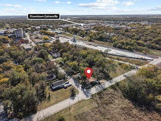 625 Denison St, Gainesville, TX 76240