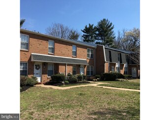 1113 Harbour Dr Unit 1113, Palmyra, NJ 08065