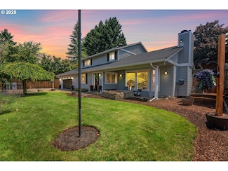 960 N Aspen Ct, Canby, OR 97013