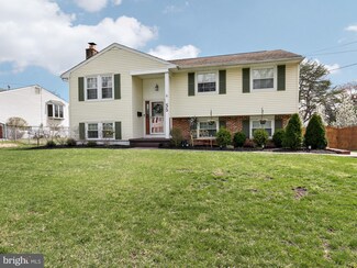 55 Saratoga Rd, Stratford, NJ 08084