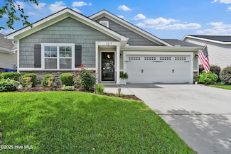2017 Willow Stone Ct, Leland, NC 28451