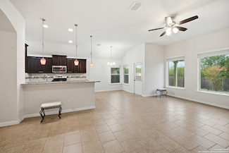 8822 Palmetto Park, Converse, TX 78109