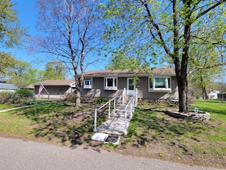 821 11th St SE, Saint Cloud, MN 56304