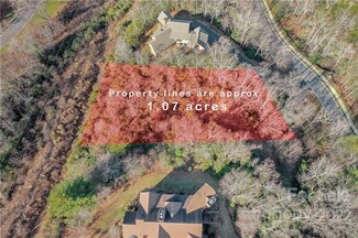 9 Settings Blvd, Black Mountain, NC 28711