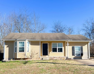 946 Van Buren Ave, Oak Grove, KY 42262