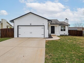 411 E Myers Ct, Mulvane, KS 67110