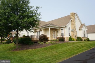 1082 Burgundy Cir, Pennsburg, PA 18073