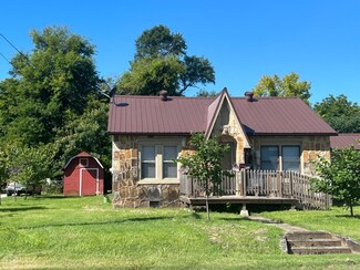 417 W Free St, Walnut Ridge, AR 72476