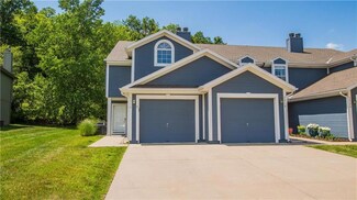 5516 NW Moonlight Meadow Dr, Lees Summit, MO 64064