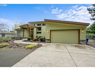 1017 NE 152nd Ave, Portland, OR 97230