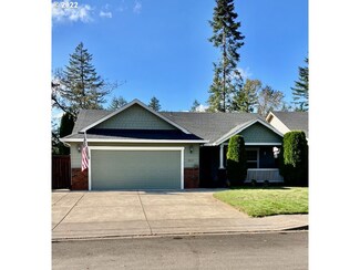 88136 Lindsay Ln, Veneta, OR 97487