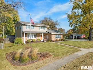 2238 Lincoln Rd, Bettendorf, IA 52722
