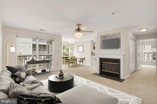 2508 Shelley Cir, Frederick, MD 21702
