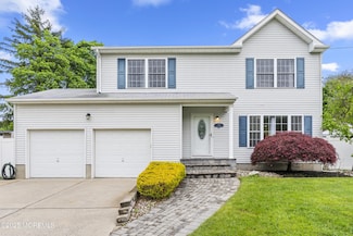 30 Poland St, Ewing, NJ 08638