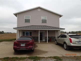 17896 County Road 311, Savannah, MO 64485