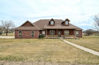 14202 Leaning Willow, Edmond, OK 73025