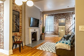 1371 S 4th St Unit 5, Louisville, KY 40208