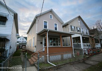101 Downing St, Plymouth, PA 18651