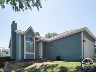 5619 SW 35th St, Topeka, KS 66614